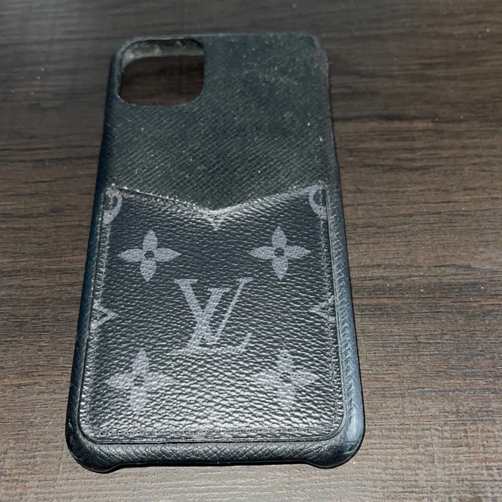 Louis Vuitton Black Phone Case - iPhone 11 Pro Max